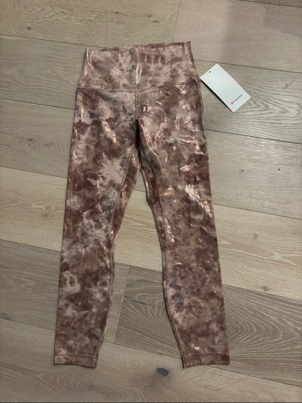NWT Lululemon SOLD OUT Rose Gold Shimmer Leggings  *size 6